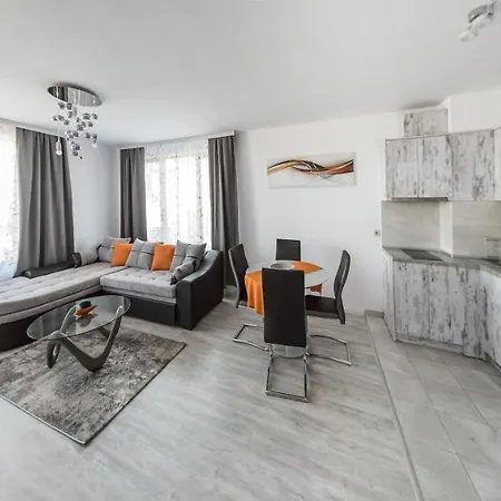 Next To Gondola Stylish And Charming Apartment Bansko